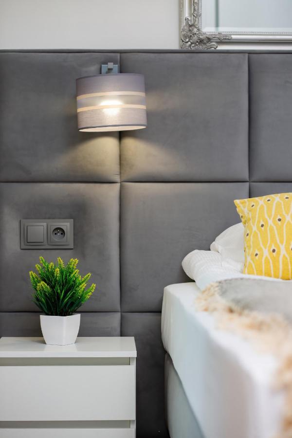 Apartments With Parking Warsaw Business Center By Noclegi Renters Екстериор снимка